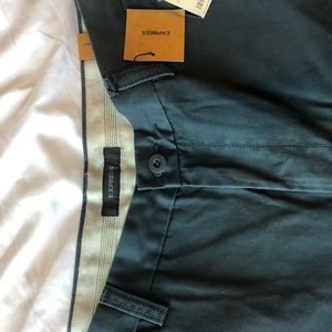 NWT Dark Blue Straight Express Men Chinos 34”x32”